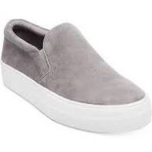 Steve Madden Gills Grey Suede Slip On Sneakers